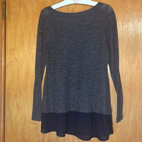 •OLD NAVY•MATERNITY CHARCOAL GRAY LONG SLEEVE TOP BLACK SHEER HEM SIZE SMALL EUC - Picture 4 of 7